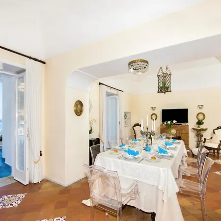 Villa Blue Sea *
